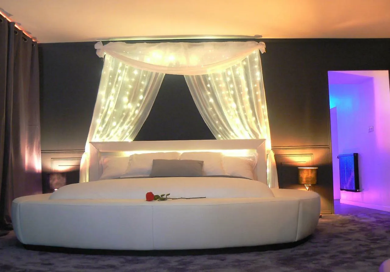 Holiday home Love Room Proche Rennes Le Cocon Enchanteur Plelan-le-Grand